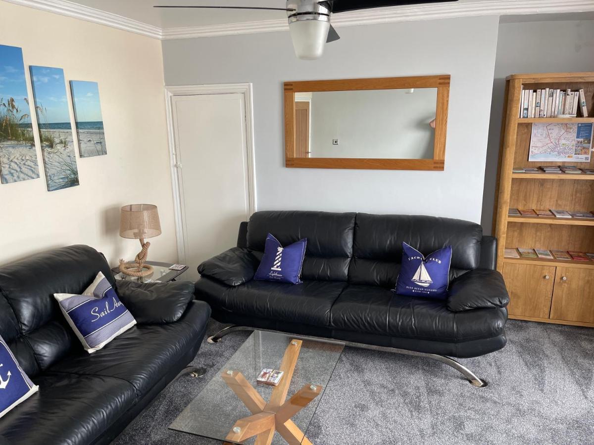 Harbour View Holiday Let - Entire 3 Bedroom Maisonette With Spectacular Harbour And Sea Front Views Sleeps 5 Bridlington Bagian luar foto