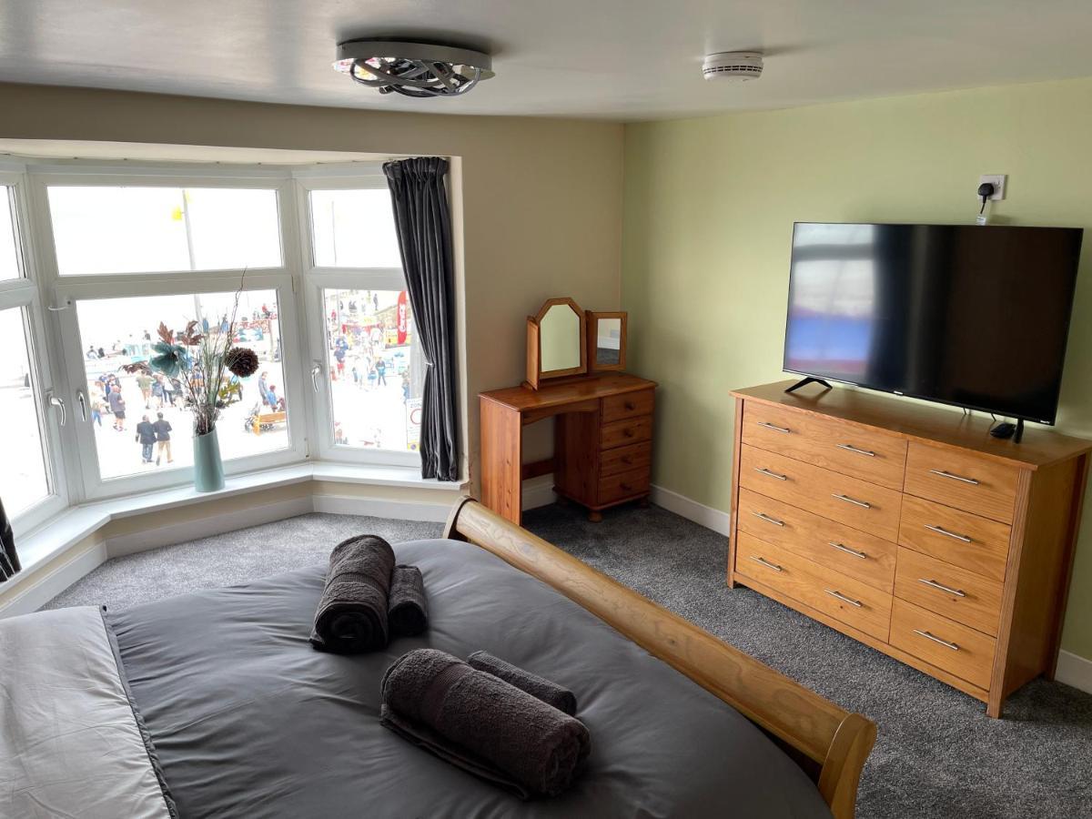 Harbour View Holiday Let - Entire 3 Bedroom Maisonette With Spectacular Harbour And Sea Front Views Sleeps 5 Bridlington Bagian luar foto