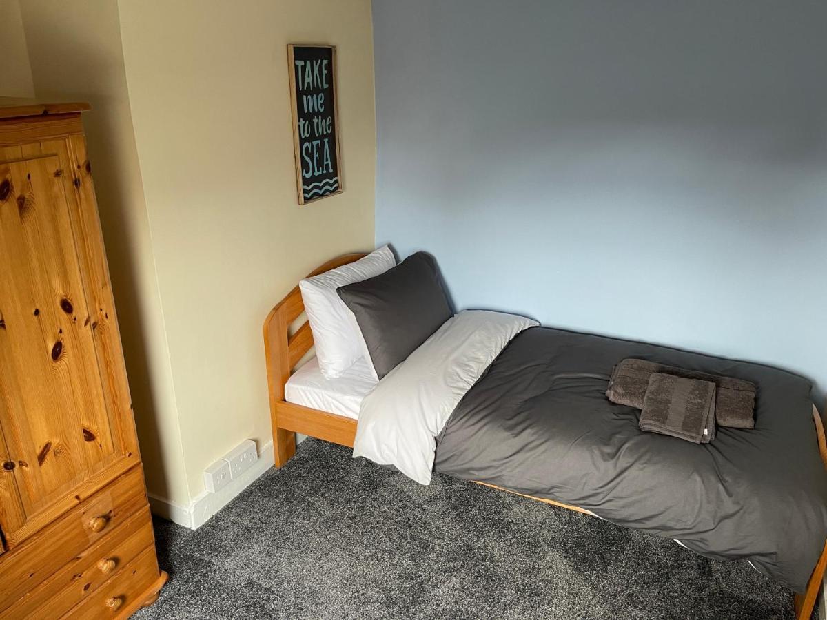 Harbour View Holiday Let - Entire 3 Bedroom Maisonette With Spectacular Harbour And Sea Front Views Sleeps 5 Bridlington Bagian luar foto